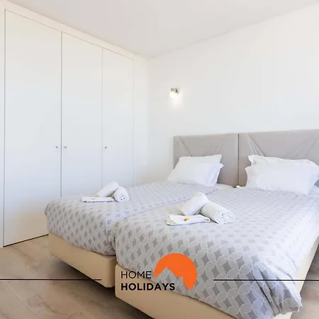 #142 Spacious With Garden, Pool And Private Park 3* אלבופיירה