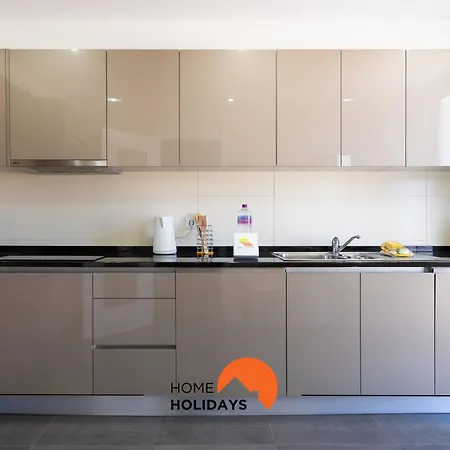 מלון #142 Spacious With Garden, Pool And Private Park 3*