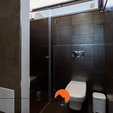 #142 Spacious With Garden, Pool And Private Park 3* 알부페이라